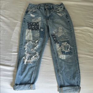 American Eagle Outfitters Light Blue Distressed Jeans